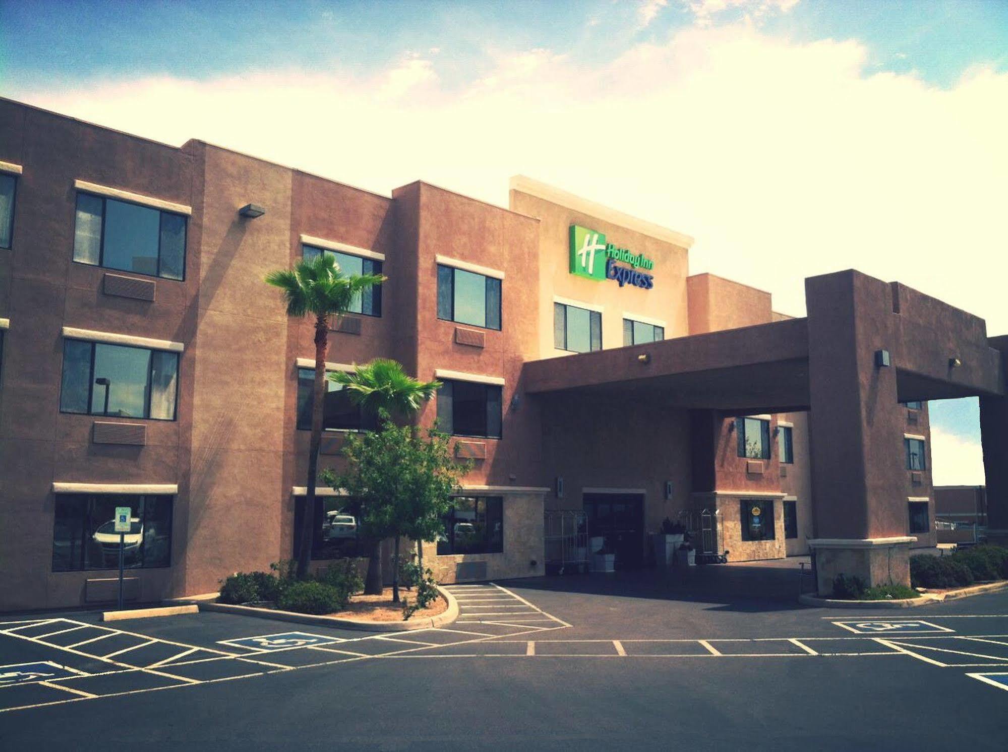 Holiday Inn Express Hotel & Suites Nogales By Ihg Zewnętrze zdjęcie